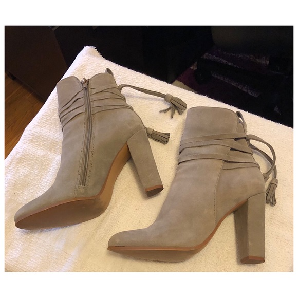 Steve Madden Glorria Suede Ankle Boots - Picture 4 of 5